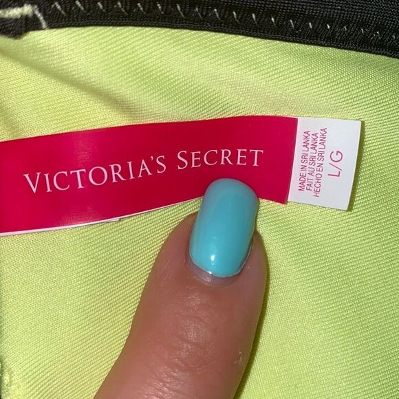 ✨VS Neon Yellow Teeny Triangle Bikini Top✨ - Picture 4 of 5